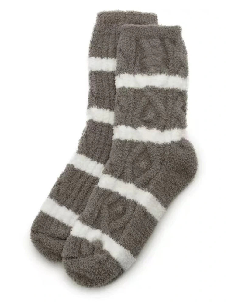 Bakit Ang Knitted Socks para sa Mga Lalaki mula sa Neizhiwai ang Perpektong Pagpipilian para sa Bawat Wardrobe